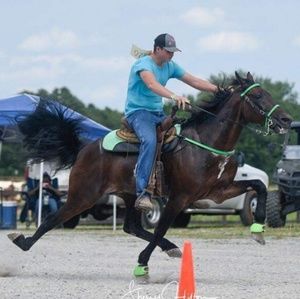 Meet your Posher, Cody